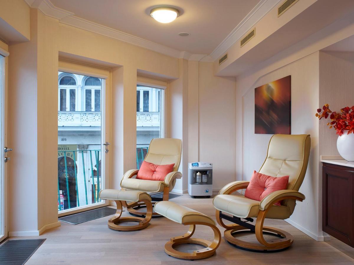 Ea Apartmany Mozart Карловы Вары Экстерьер фото